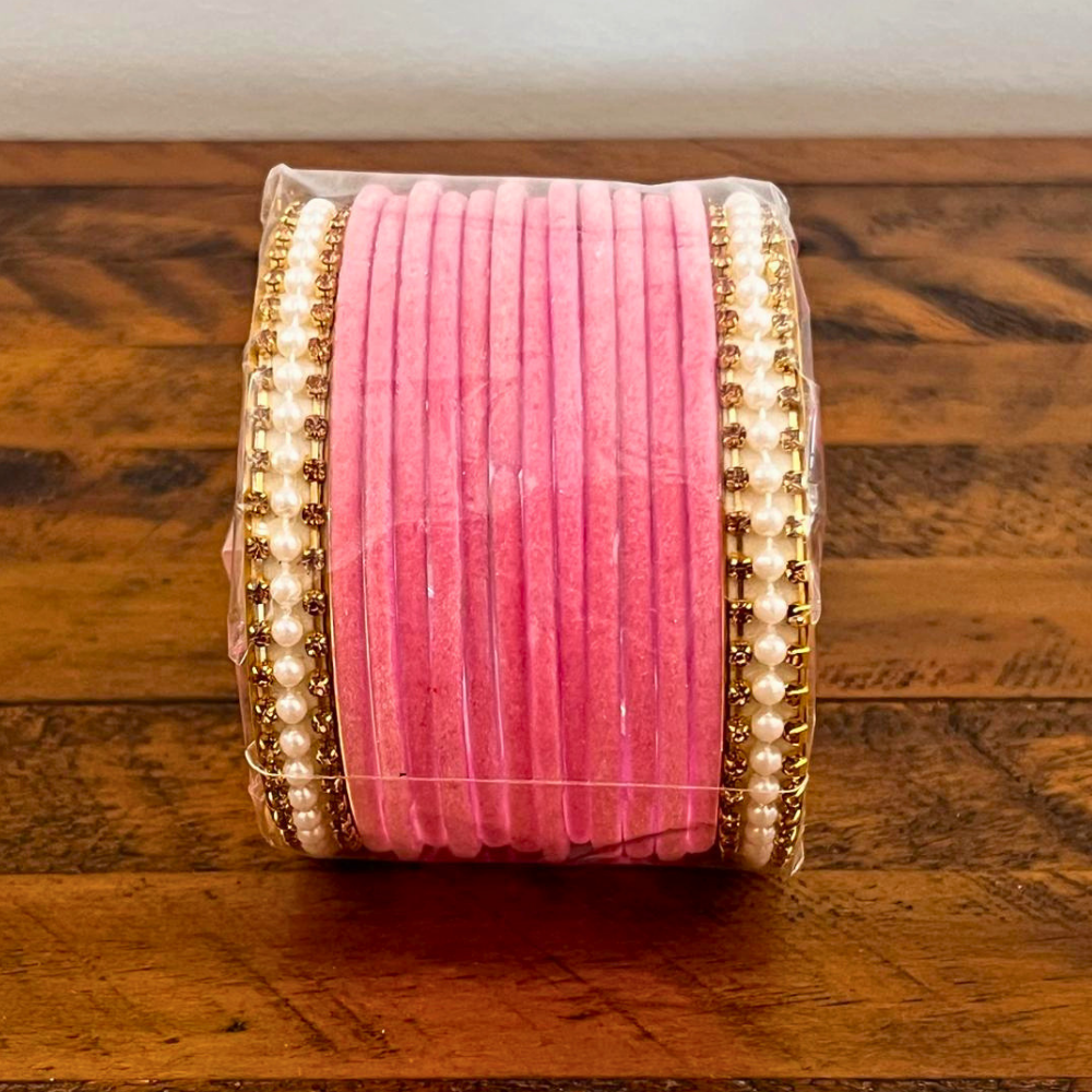 Classic Velvet Glass Bangles Set