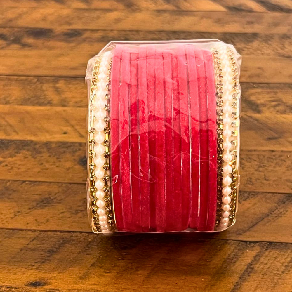 Classic Velvet Glass Bangles Set
